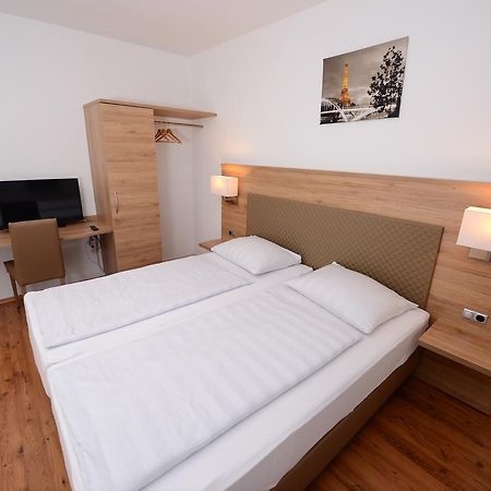 Hotel Linde Штутгарт Экстерьер фото