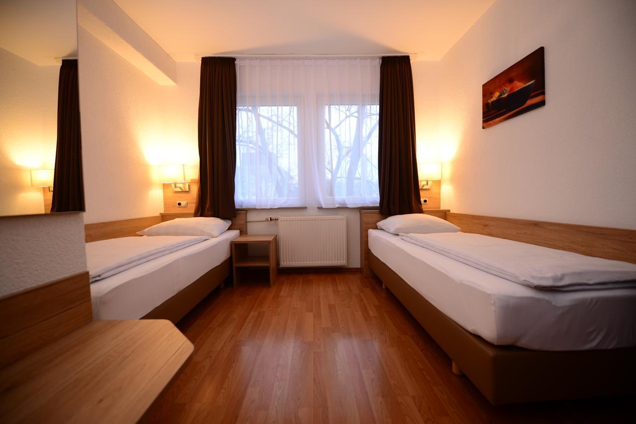 Hotel Linde Штутгарт Экстерьер фото