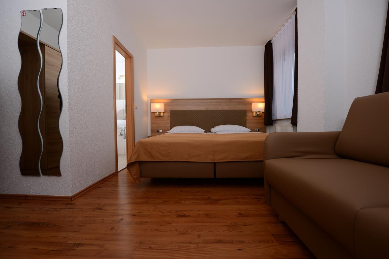 Hotel Linde Штутгарт Экстерьер фото